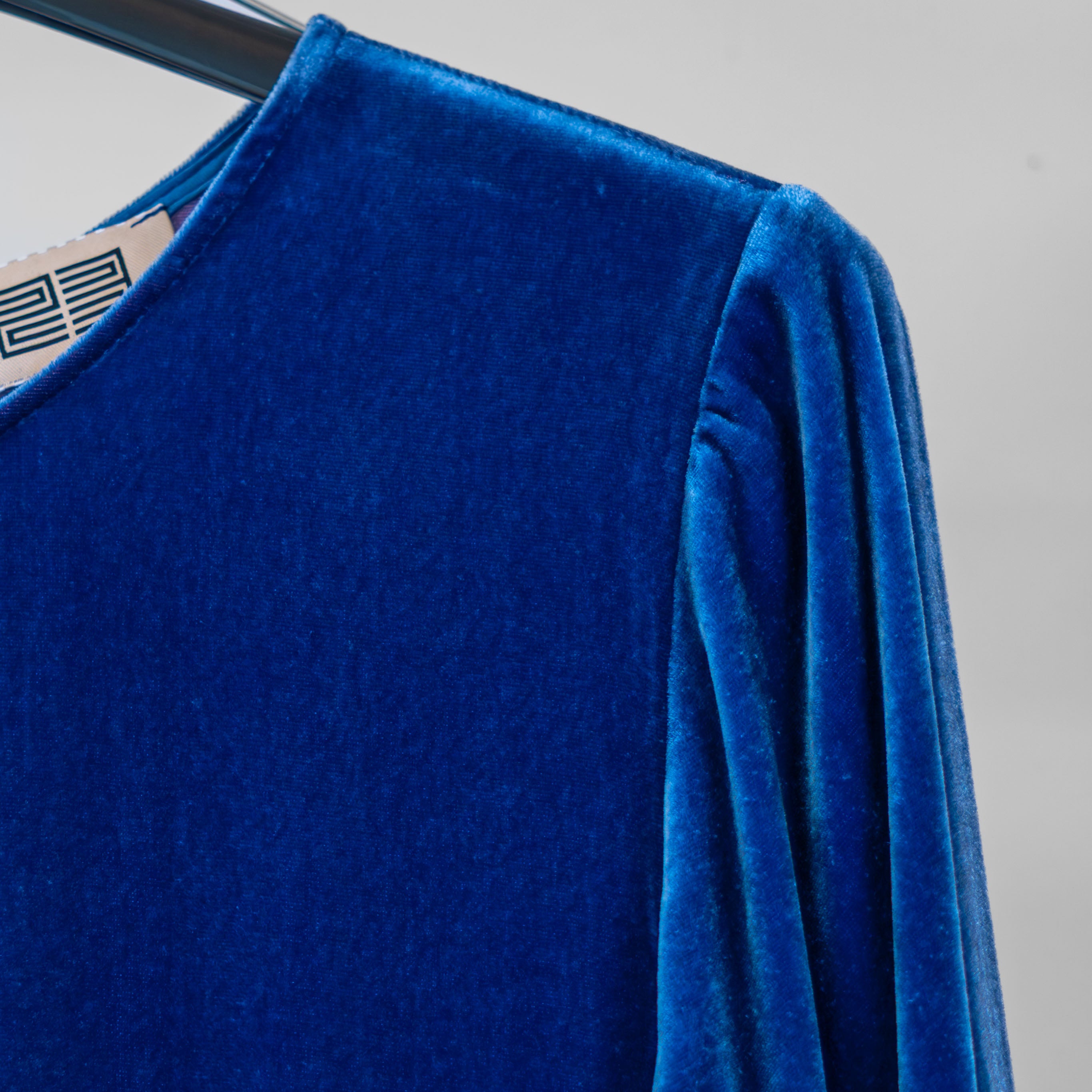 Chloe . Abito in velluto di seta e viscosa.